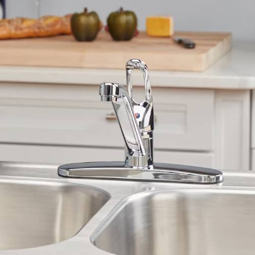 Wakebridge Chrome Single Handle Kitchen Faucet (Good) - F17 - Image 3