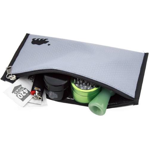 Cali Crusherà 100% Smell Proof Pouch w/Locking Key 11"x6" - Black - Image 8