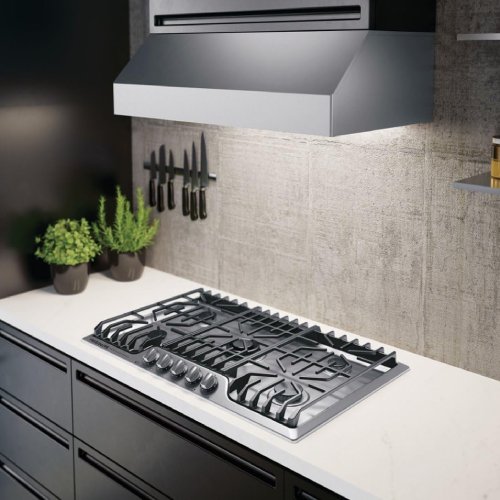 Frigidaire FPGC3077RS Professional 30" 5-Burner Gas Cooktop, Stainless Steel (Good) - F612 - Image 5