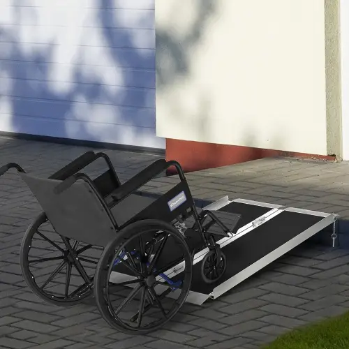 HOMCOM 4ft Portable Aluminum Wheelchair Ramp (Like New) - F687