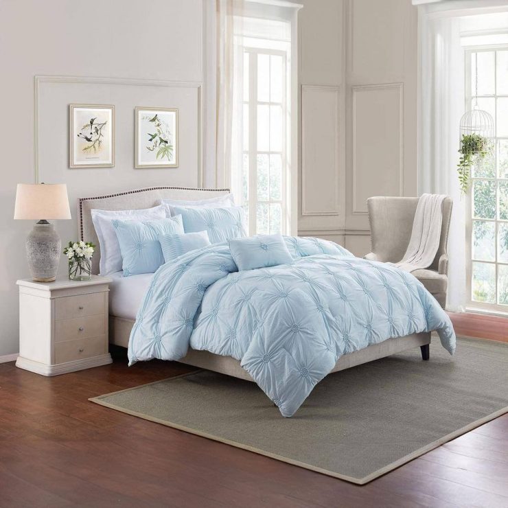 Swift Home 3-Piece Blue Microfiber Floral Pintuck Comforter Set